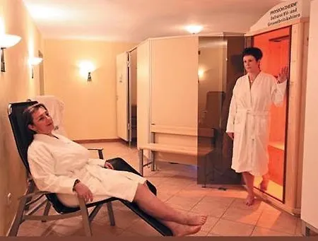 Tommes Gaestehaus Zur Muehle 슈말렌부르크