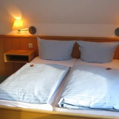 Tommes Gaestehaus Zur Muehle 슈말렌부르크