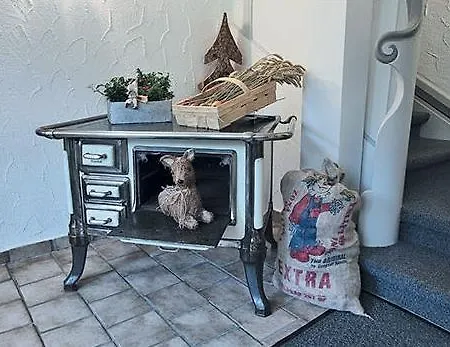 Tommes Gaestehaus Zur Muehle 3* 슈말렌부르크