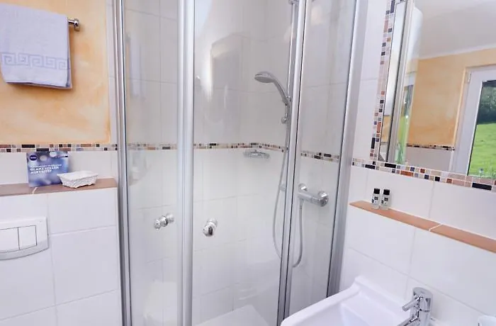 تومس غيستهاوس تسور موهل